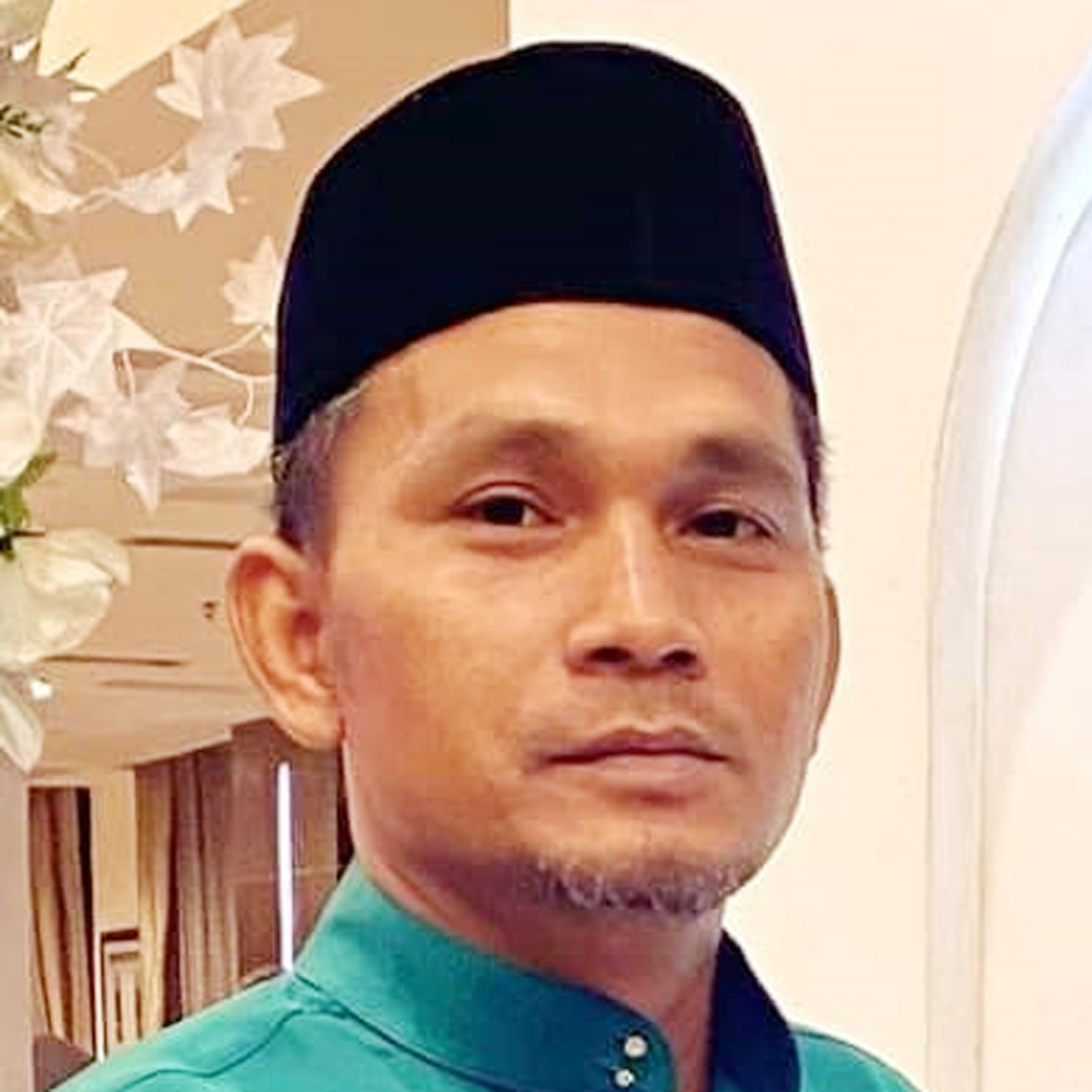 TUAN MOHD AZUVI BIN TUAN MOHAMED